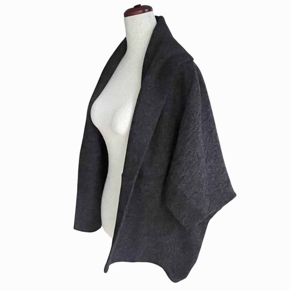 Vtg Saks Fifth Avenue Gray Origami Cocoon Open Front Fleece Wrap Jacket XS - Picture 9 of 16